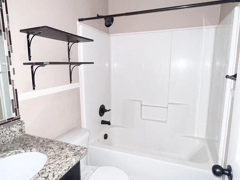2279 McCormick Ln #D — Photo 10