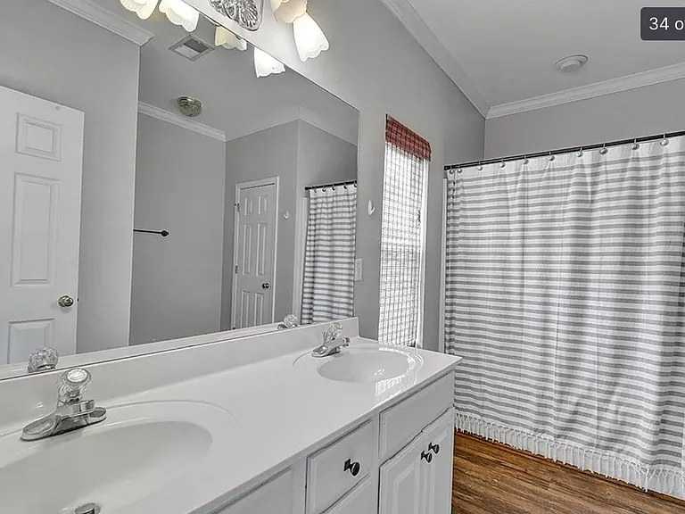 5402 Cottage Ln — Photo 11