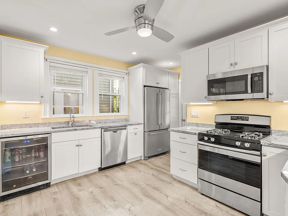 14 Marine Rd #1