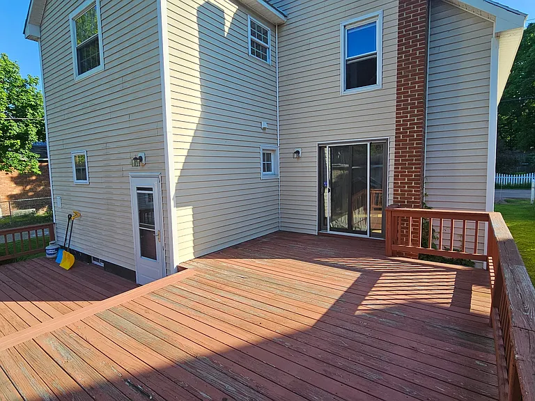35 Jackson St #1 — Photo 25