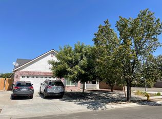 948 Avalon Dr, Lemoore, CA 93245