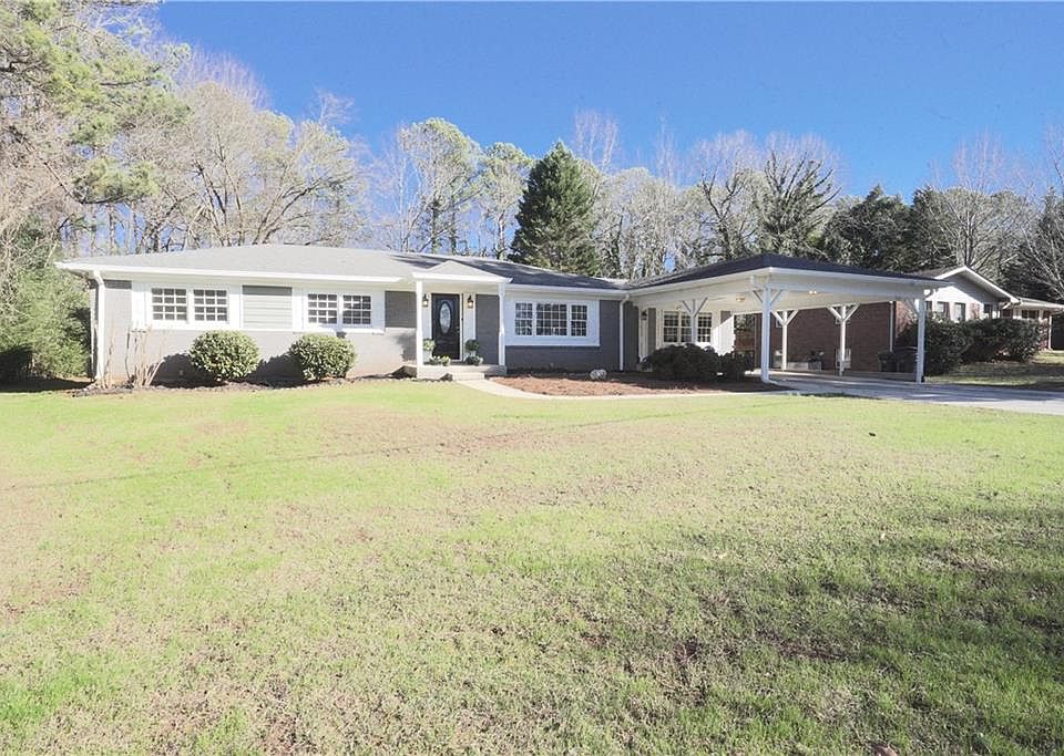 1st image of 3280 Vandiver Dr