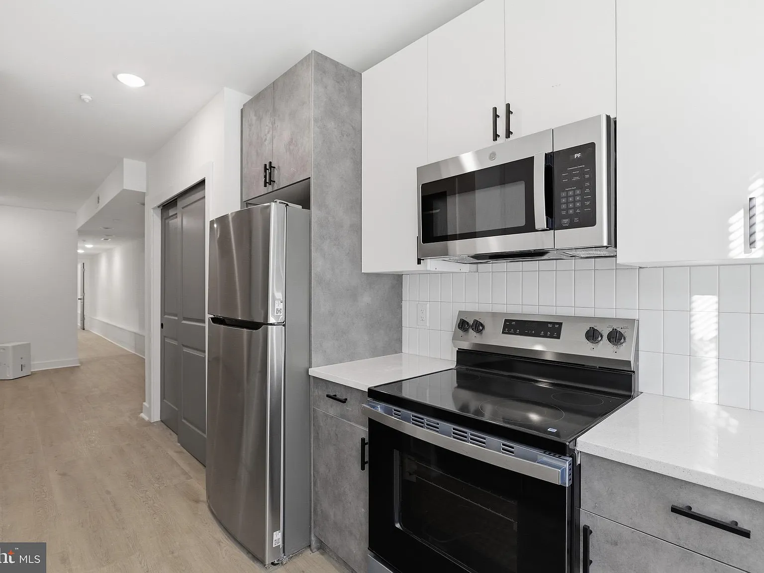 630 W Cumberland St — Photo 1