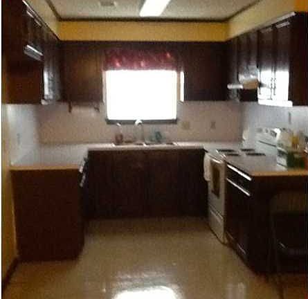 3rd image of 716 Ponderosa Dr