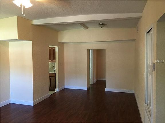 2nd image of 1006 Naples Dr