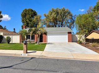 2382 Mesquite Ln, Corona, CA 92882