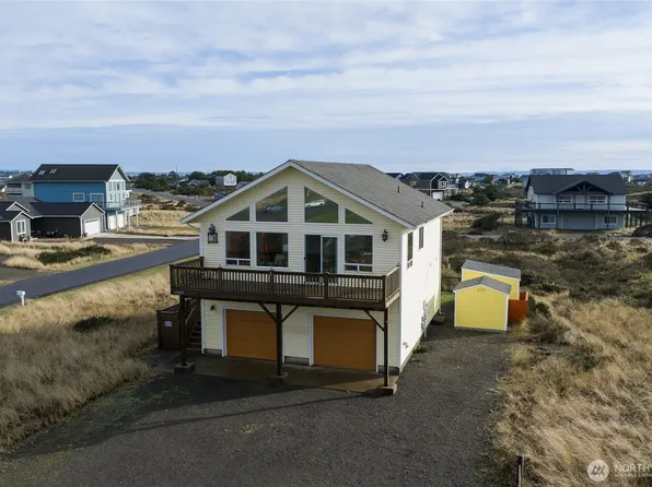 1400 Ocean Shores Boulevard SW, Ocean Shores, WA 98569