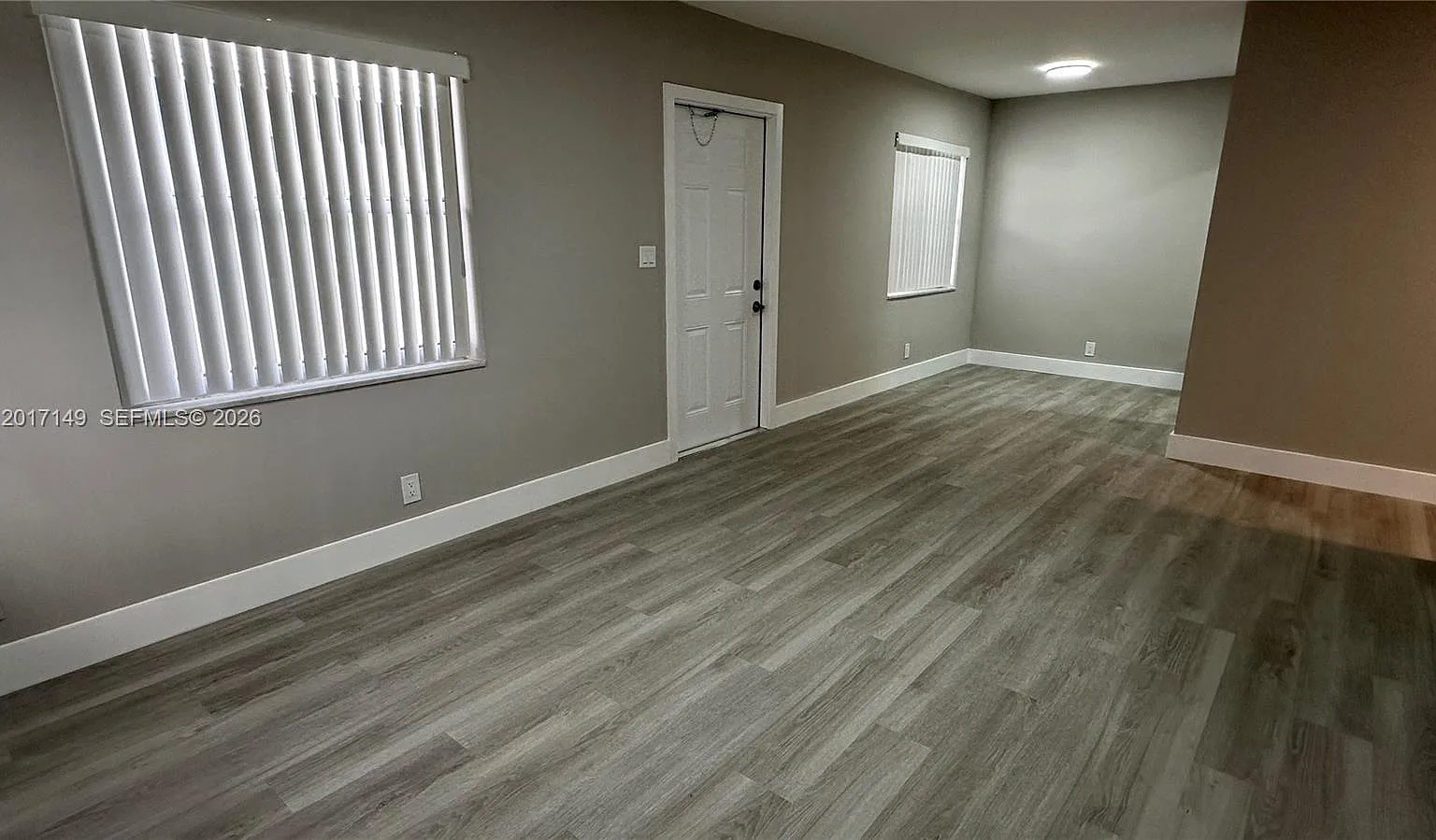 2 bed, 1.0 bath, 3345 sqft, $2,100 — Photo 1