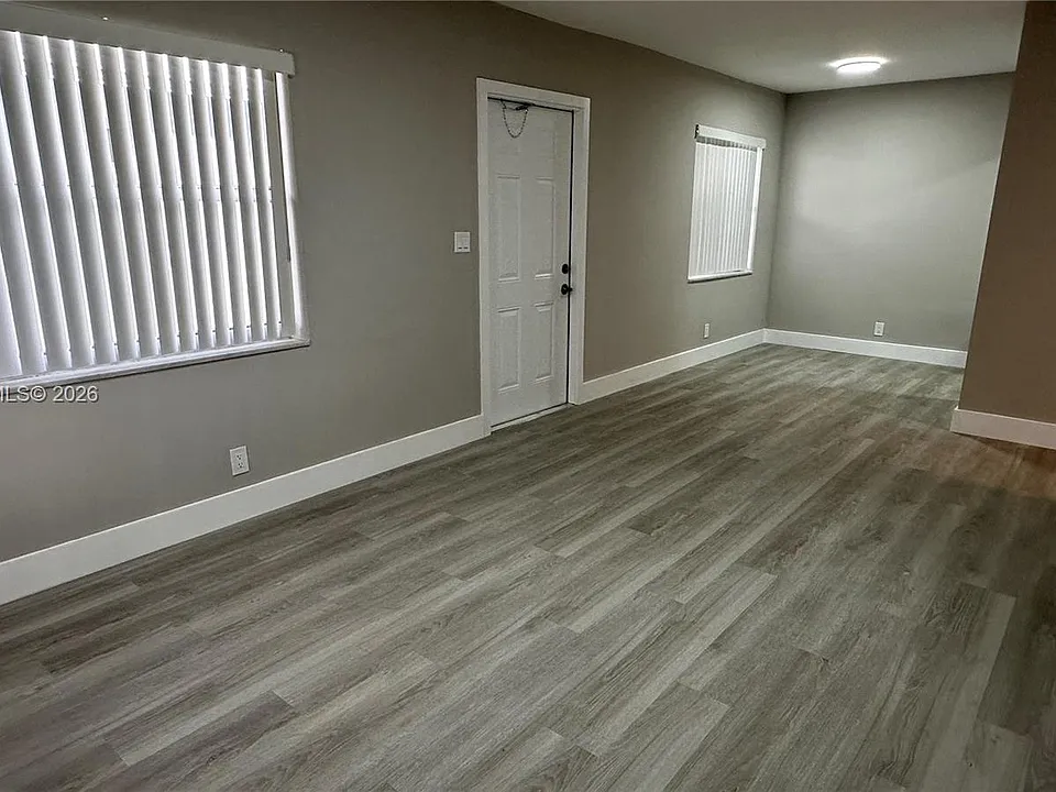 4101 NW 30th Ter #4