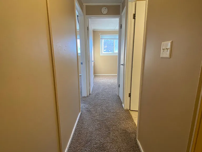 605 N Clark St — Photo 8