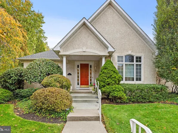 9 Jazz Way, Mount Laurel, NJ 08054