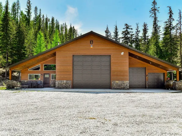 484 Grizzly Bear Rd, Nordman, ID 83848