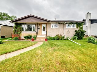 8006 159th St NW, Edmonton, AB T5R2E4