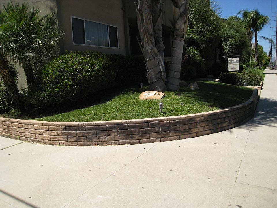 1st image of 6911 Haskell Ave APT 212