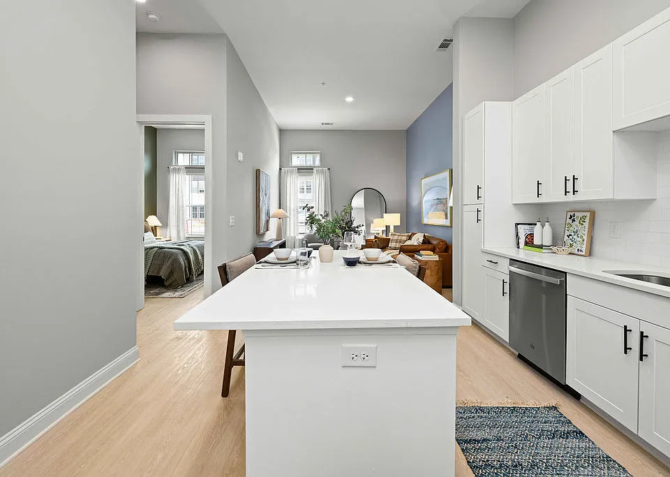 Solis Birkdale apartments community photo