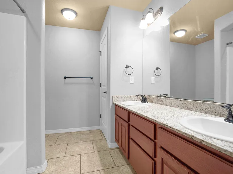 2981 N Raven Ln — Photo 17