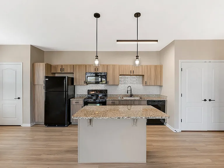 Enclave at 127th — Photo 8