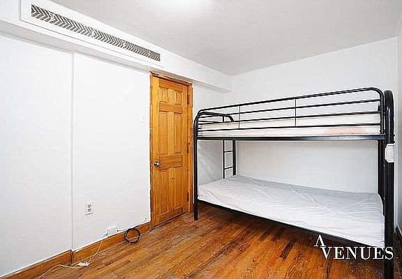 2nd image of 1353 E 40th St #1A
