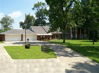 2195 Miller Williams Rd, Eaton, OH 45320