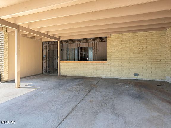 4th image of 8115 E Estes Ln