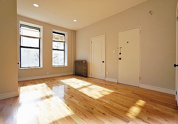 2nd image of 143 Halsey St APT 3