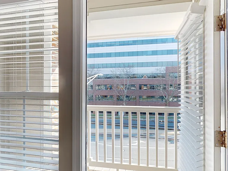 The Quarters at Towson Town Center — Photo 98