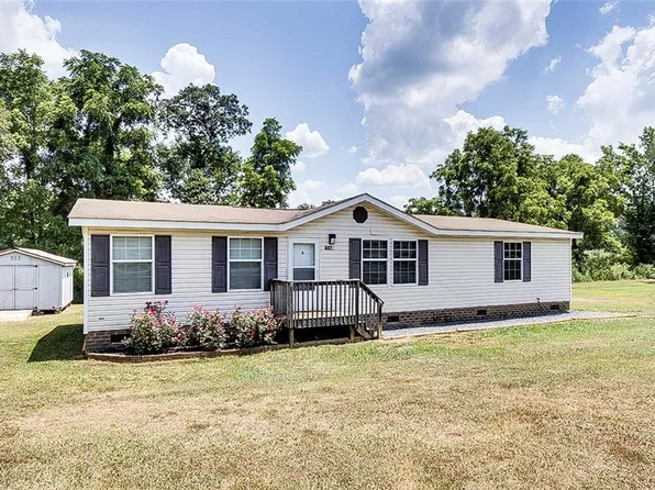 4470 State Highway 109 N, Troy, NC 27371