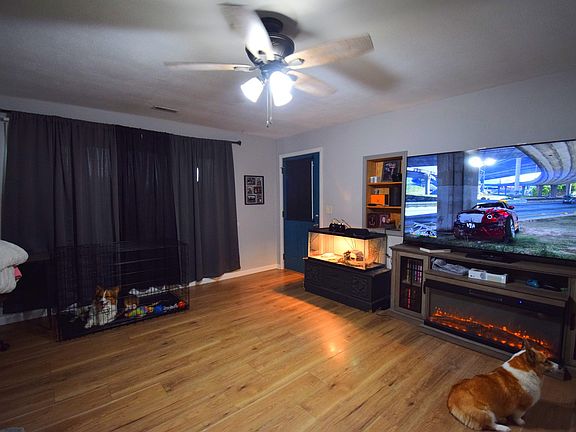 4th image of 9871 N Nason Ln