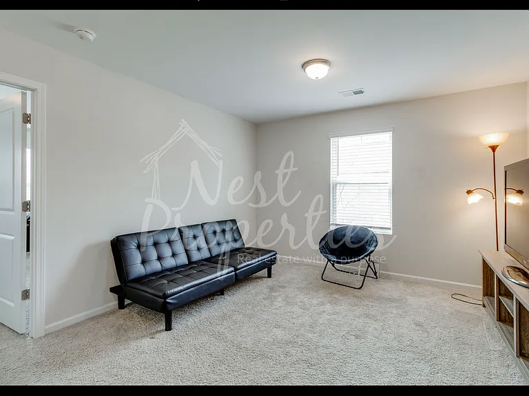 1508 Bradley Rd — Photo 9