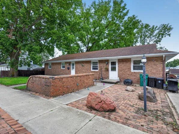 321 E Bluff St, Marseilles, IL 61341
