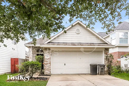 19375 Strathmore Place Ln Photo 1