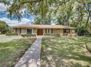 1914 Westminster Dr, Grand Prairie, TX 75050