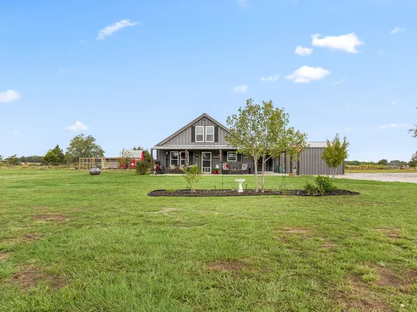 2321 Well Service Rd, Bowie, TX 76230