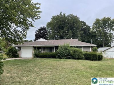 2180 Pinehurst Rd, Bethlehem, PA, 18018