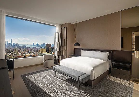 3rd image of 25 W 28th St Penthouse 43D