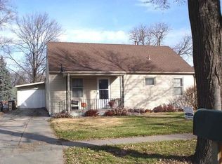 815 E 6th St, Hastings, NE 68901