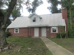 215 Bazinsky Rd, Vicksburg, MS 39180