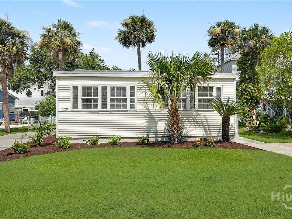 1st image of 1305 Lovell Avenue