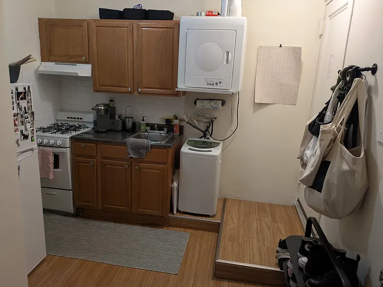 65 Atlantic Ave #4F — Photo 4