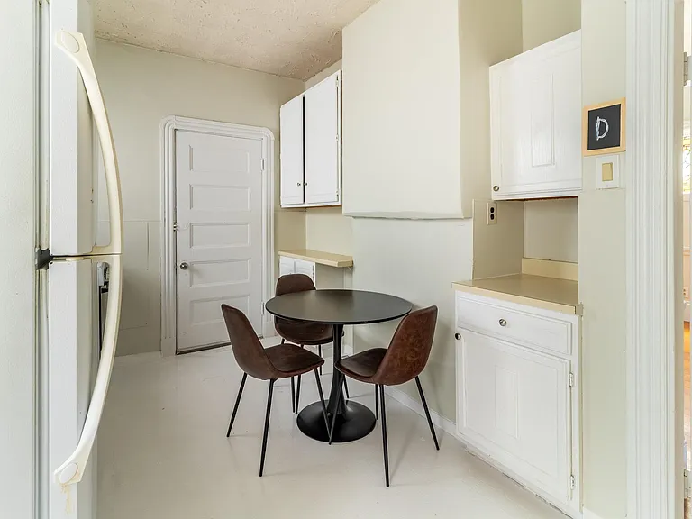 787 Columbia Rd #1L — Photo 1