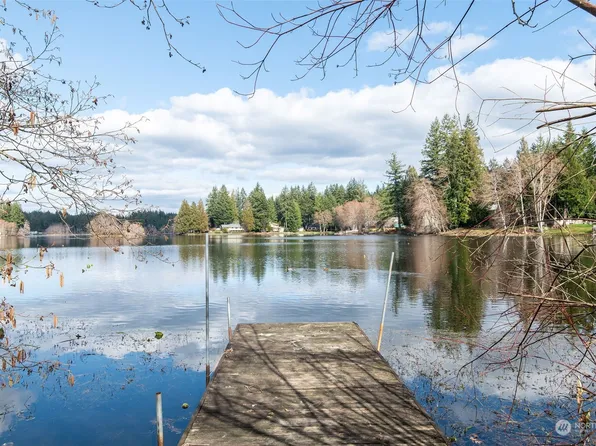 13716 NW Canvasback Court, Bremerton, WA 98312