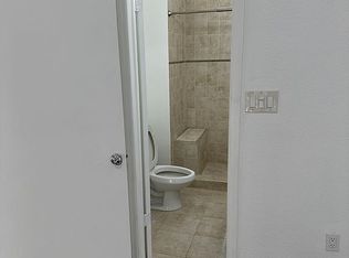 2340 Peach Ct, Hollywood, FL 33026