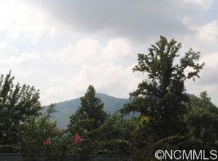 25 Windy Park Way, Candler, NC 28715