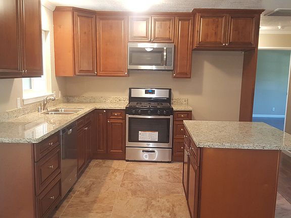 5th image of 7319 Coral Ln