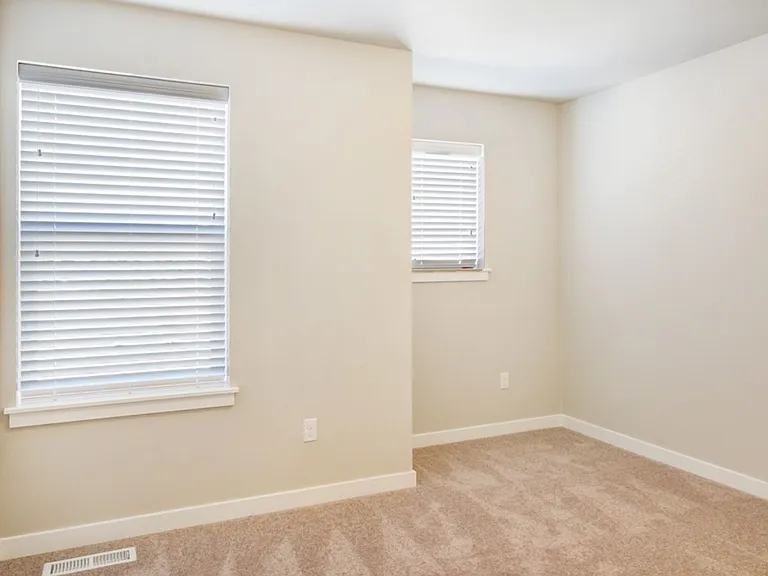 8514 63rd St NE — Photo 17