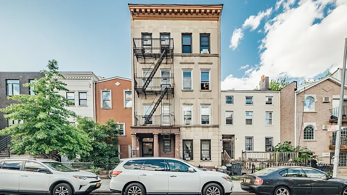 Rented by Nooklyn NYC LLC | media 11