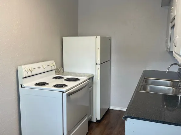 You will love this updated 1 bed, 1 bath!, 2507 NW 20th St #4, Lawton, OK 73507