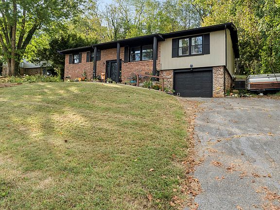 2nd image of 516 Foothills Rd