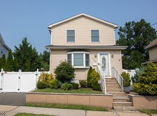 739 3rd St, Lyndhurst, NJ 07071