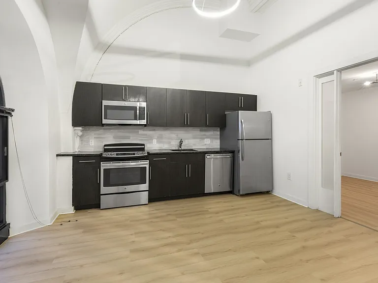 Sanctuary Lofts — Photo 46